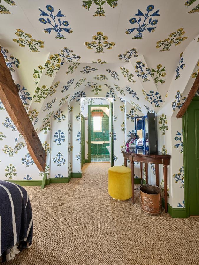 Townhouse Suites- Abbey Row Малмсбъри Екстериор снимка